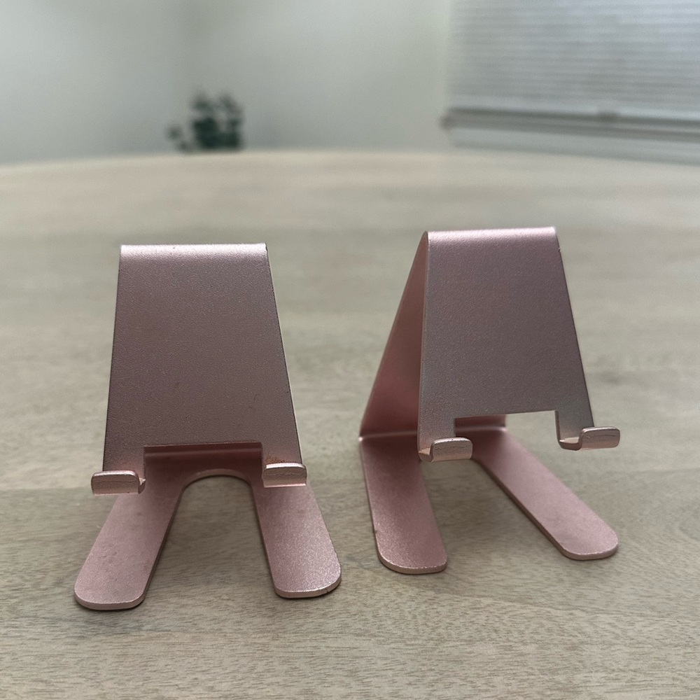 ROSE GOLD METAL Phone Holder